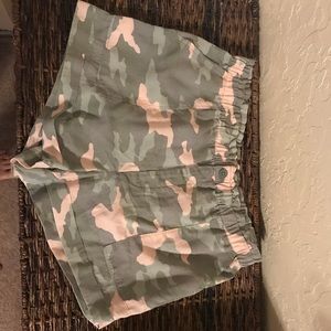 Camo Aerie/ Elastic Top Shorts